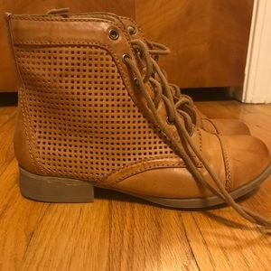 Forever 21 Combat Boots size:7